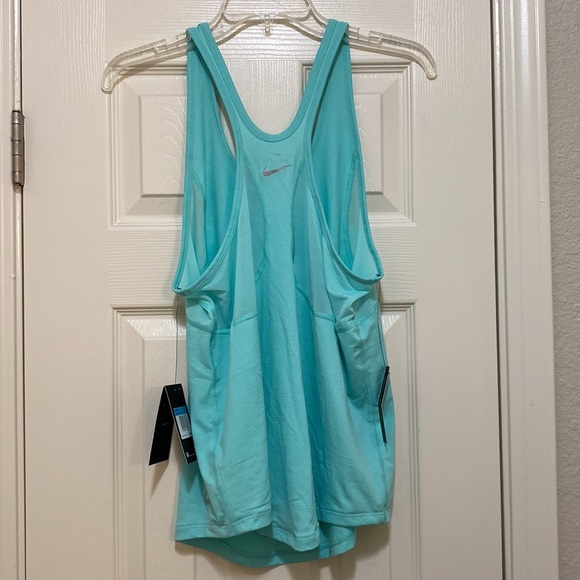 Nike Dri Fit teal tank top - Picture 4 of 8